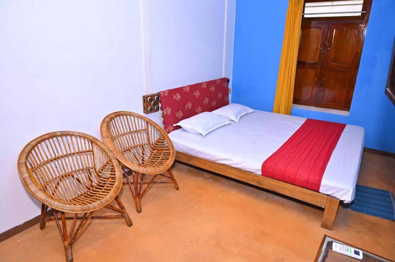 Les Boganveillea Heritage Guest House Auroville Exterior foto