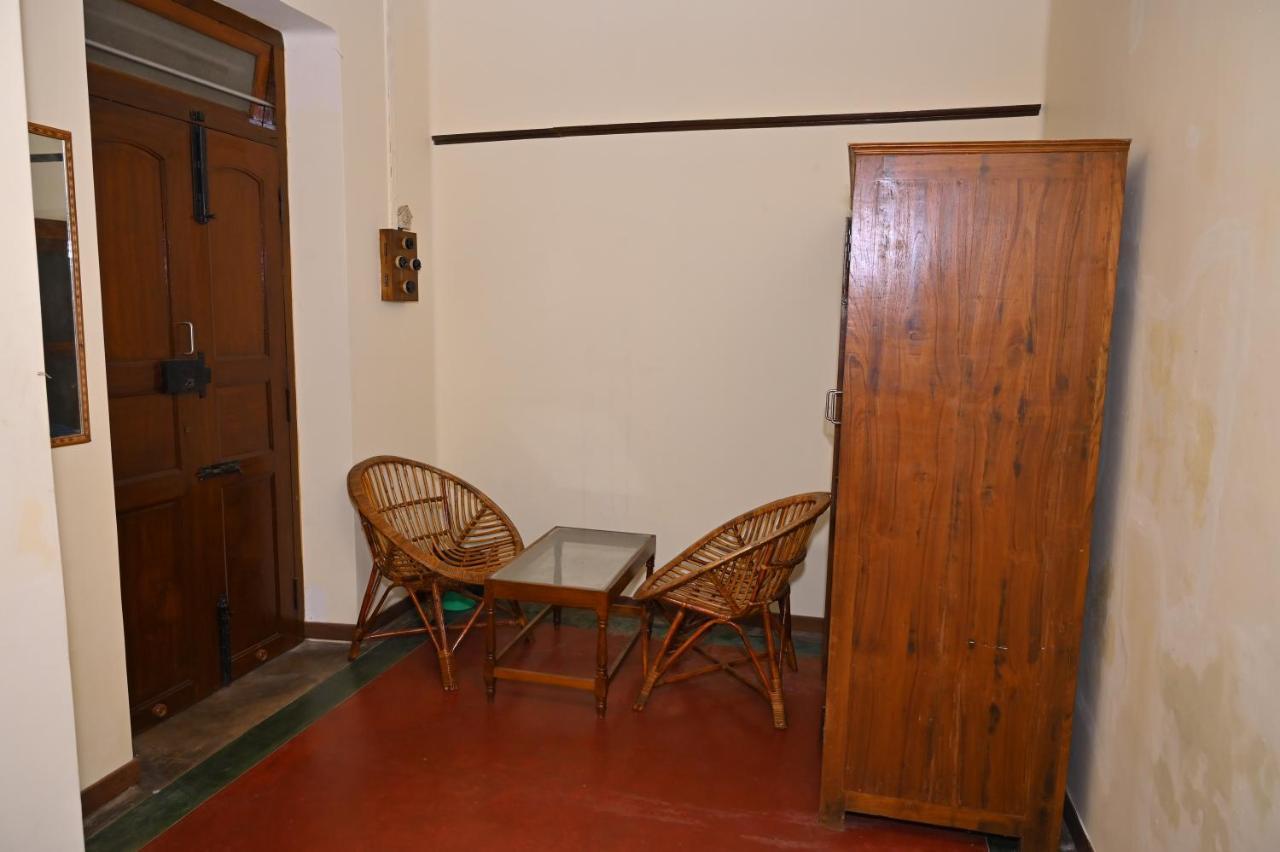Les Boganveillea Heritage Guest House Auroville Exterior foto