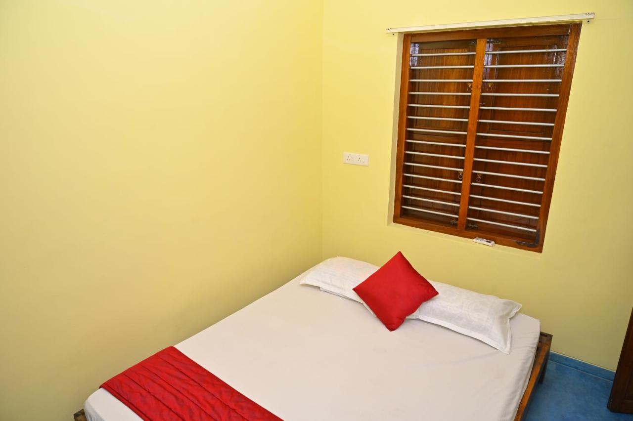 Les Boganveillea Heritage Guest House Auroville Exterior foto
